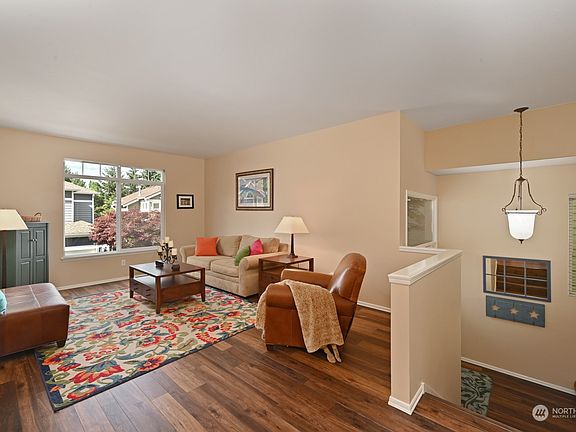4th image of 11325 NE 117th Street