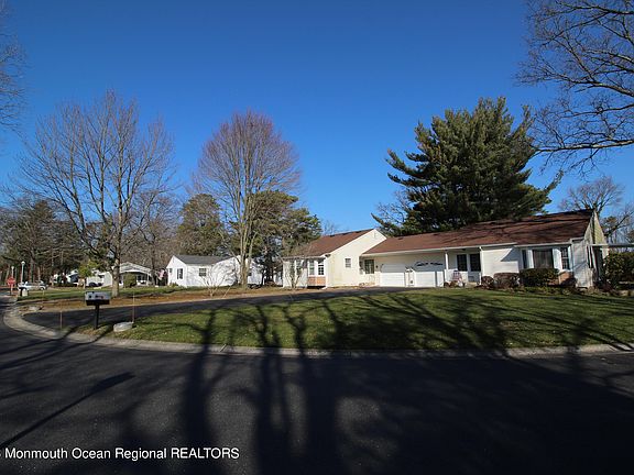 3rd image of 6A Swift Cir