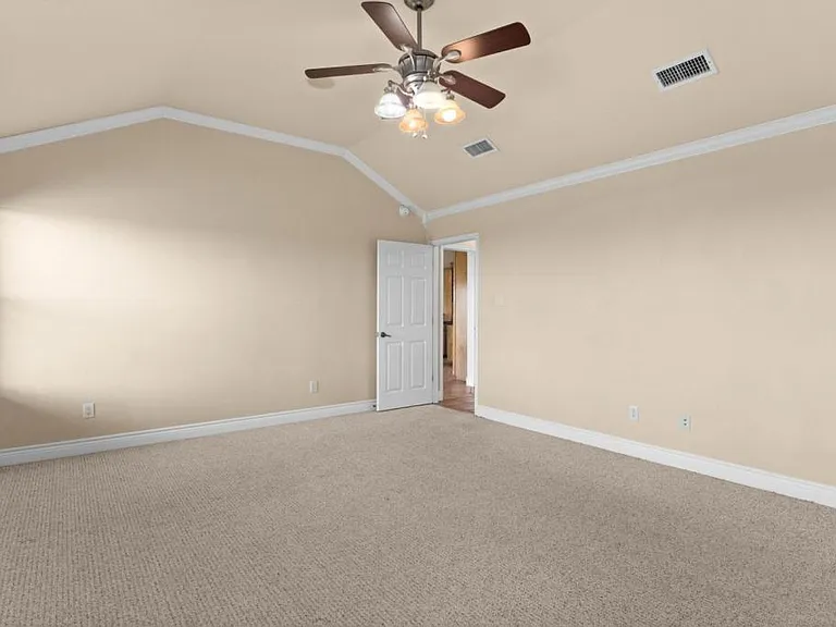 336 Skyline Dr — Photo 17