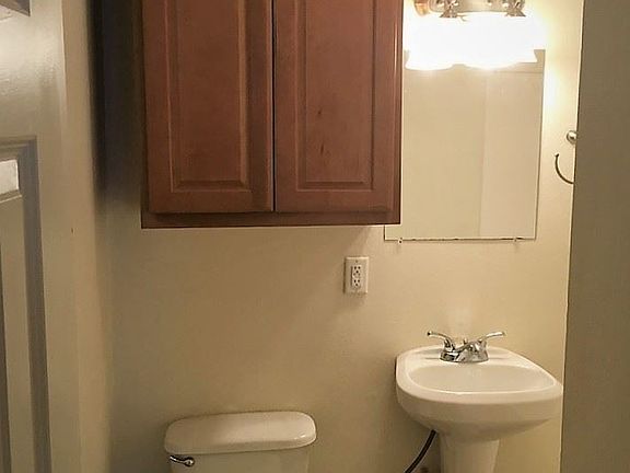 5th image of 1601 S College Ave APT 1