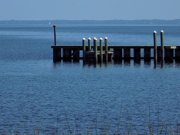 5th image of 111 Yacht Club Point