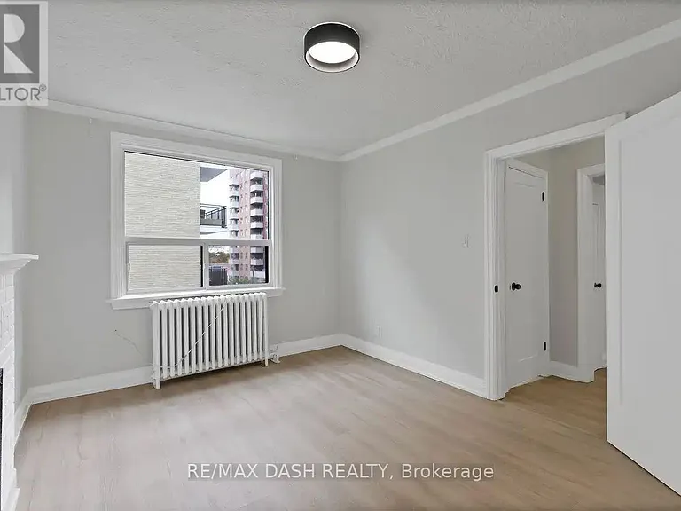 50 Raglan Ave #5 — Photo 13