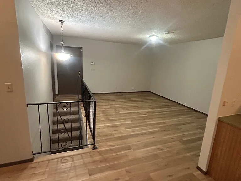 1532 N Maybelle Pl — Photo 6
