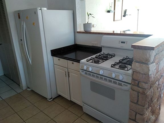 2nd image of 1317 Kingsbury Dr Unit A