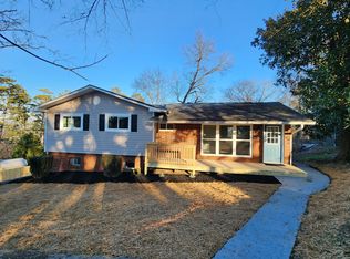 317 Signal Dr, Rossville, GA 30741