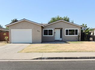 631 Forest Ln, Sanger, CA 93657