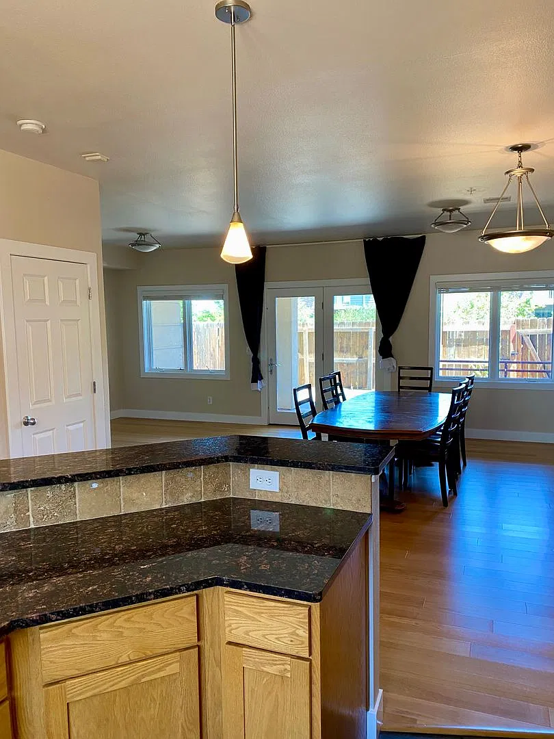 Available for 2027-2028 Fall Pre-Leasing: 2-Story Condo next to CU Campus — Photo 3