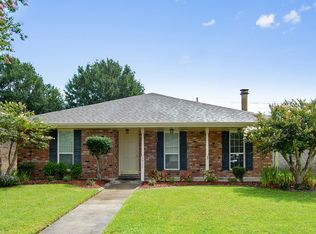 3921 David Dr, Metairie, LA 70003