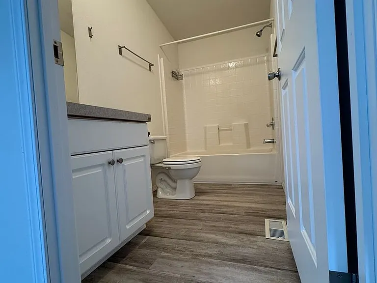 949 Blanco Ave — Photo 15