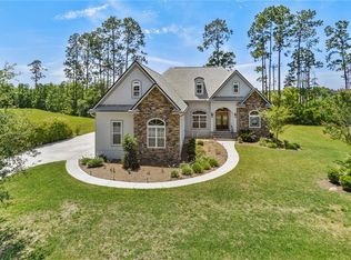 308 Serpentine Dr, Saint Marys, GA 31558