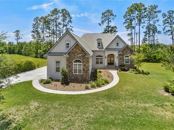 308 Serpentine Dr, Saint Marys, GA 31558