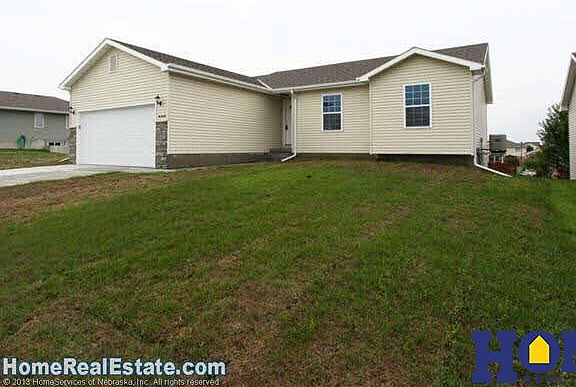 2nd image of 4160 W Thatcher Cir