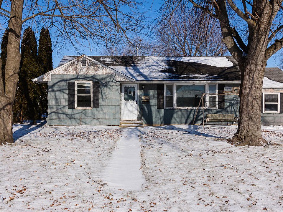 907 Lincoln St, Chenoa, IL 61726 Zillow