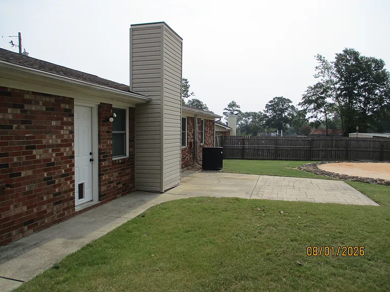 616 Langley Ct — Photo 19