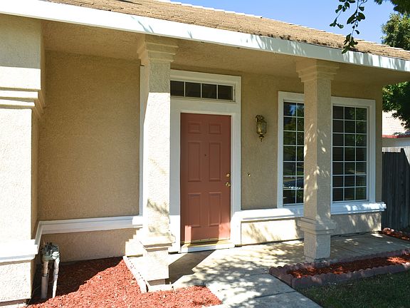 3rd image of 202 Epworth Ct