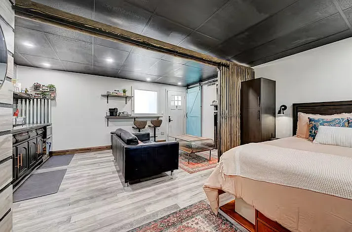 Studio, $1,495 — Photo 4