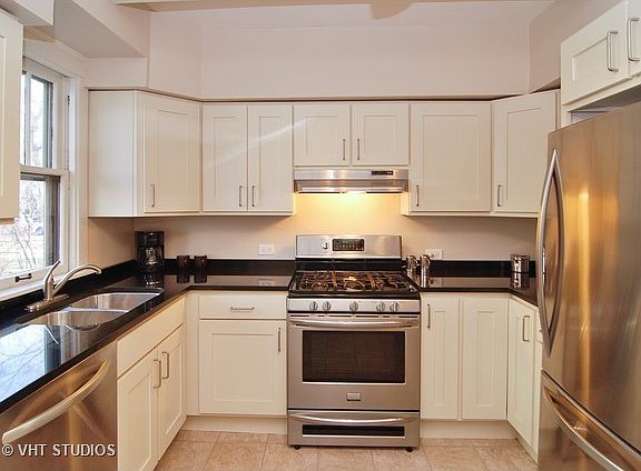 4th image of 723 Woodbine Ave