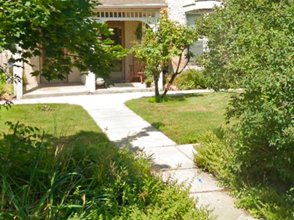 1st image of 630 S Park St #9