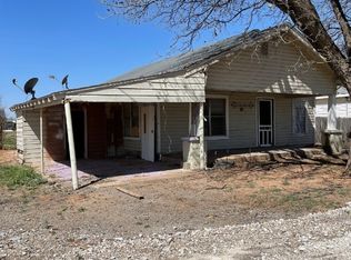 315 4th St, Hawley, TX 79525