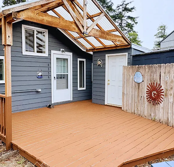 6239 SW Jetty Ave — Photo 16