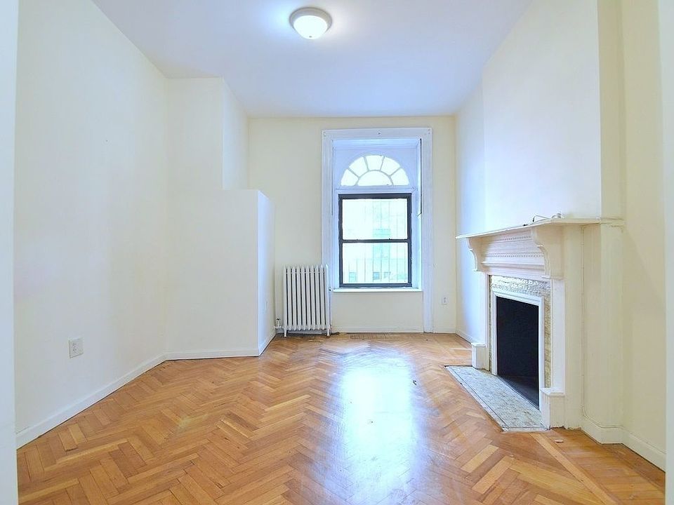 1st image of 646 W End Ave #1F