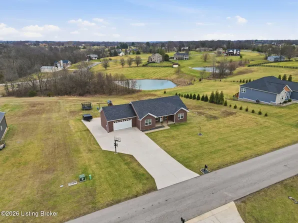 130 Reagan Dr, Taylorsville, KY 40071