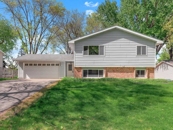 11724 67th Pl N, Maple Grove, MN 55369