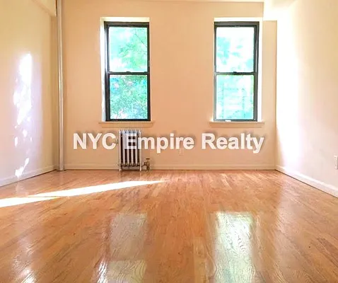 Rented by NYC Empire Realty Inc | media 21