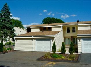 949 Pleasant Valley Rd APT 1-2, Bethel, CT 06801