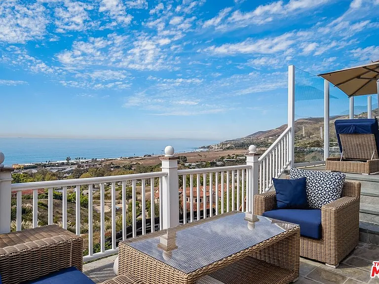 6277 Sea Star Dr — Photo 57