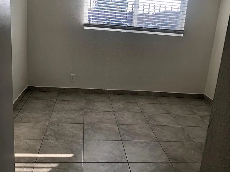 7820 Ventura Canyon Ave #2 — Photo 8