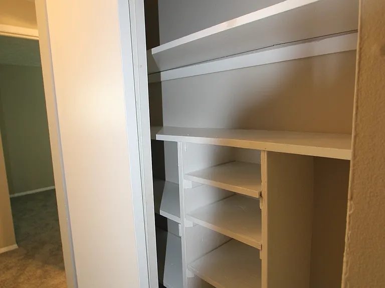 3411 Clarkston Ave — Photo 6