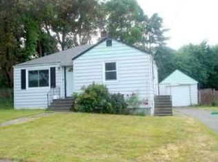 13643 1st Ave SW, Burien, WA 98166