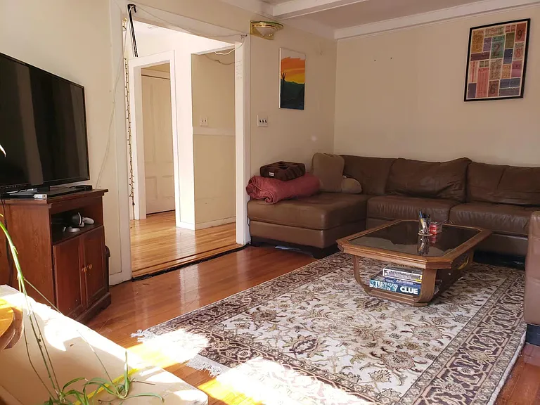 8 Denns Pl — Photo 28