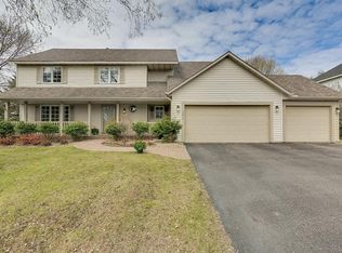 7854 Dover Cv, Eden Prairie, MN 55347