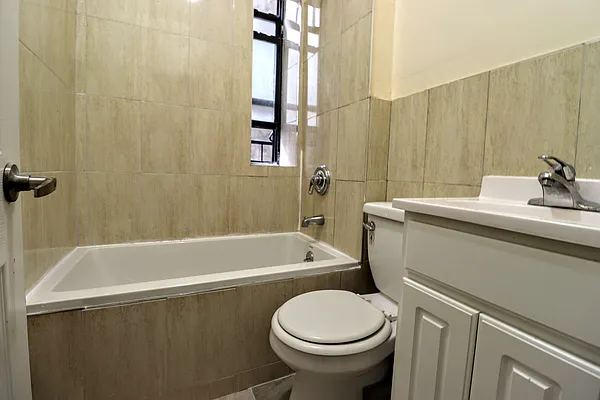 Rented by Abba Realty Associates INC | media 37