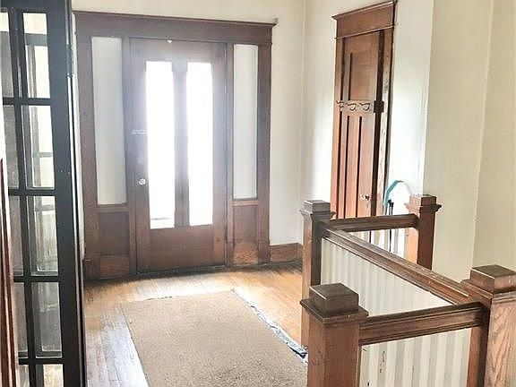 3rd image of 1 Hughes Ave