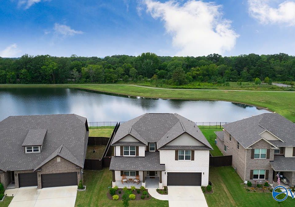 1st image of 218 Jubilee Cir SE