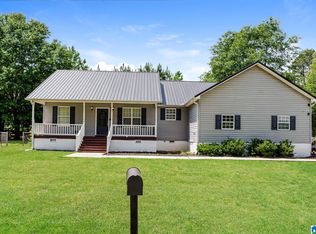20 Leach Dr, Guntersville, AL 35976