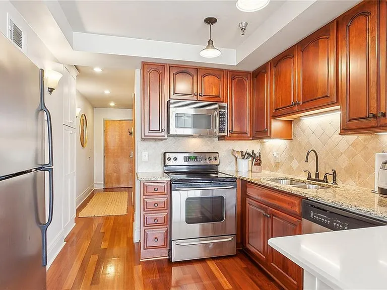920 Poeyfarre St #343 — Photo 6