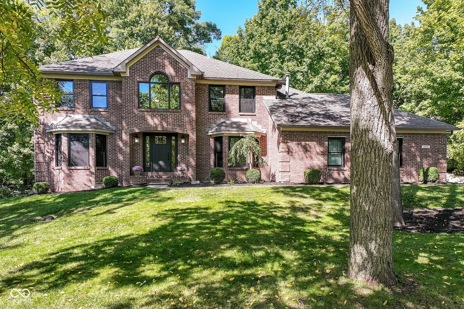 5826 Winding Way Ln photo 1