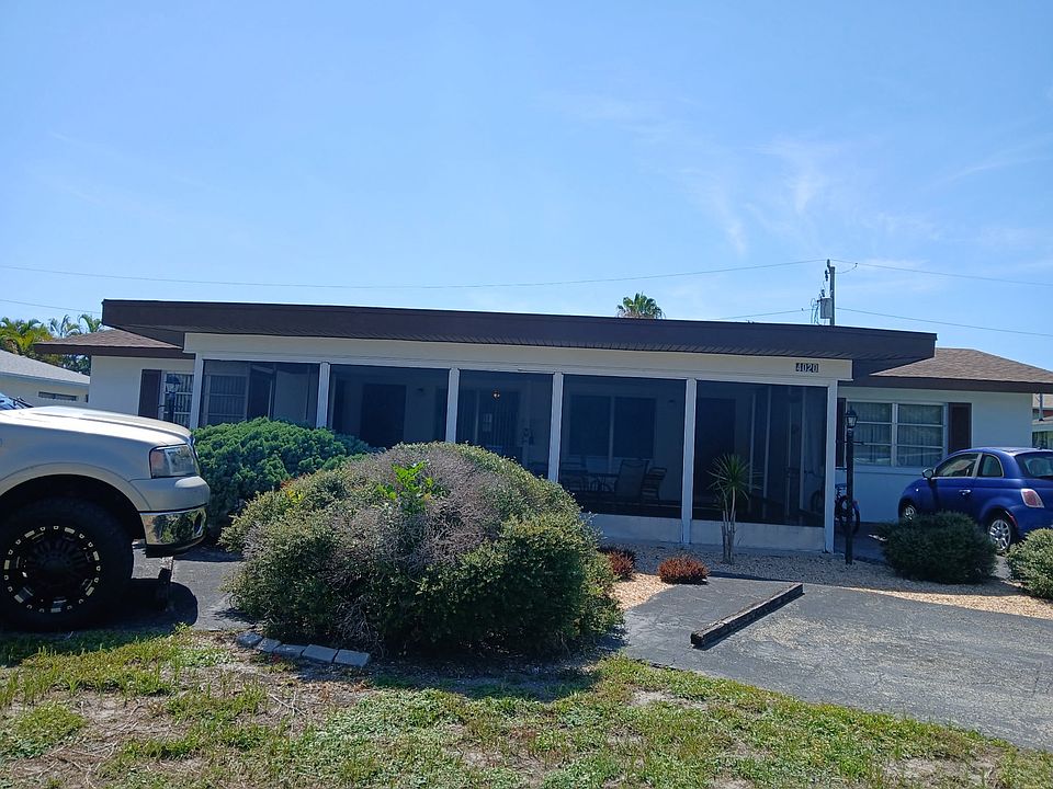 1st image of 4020 SE 11th Pl