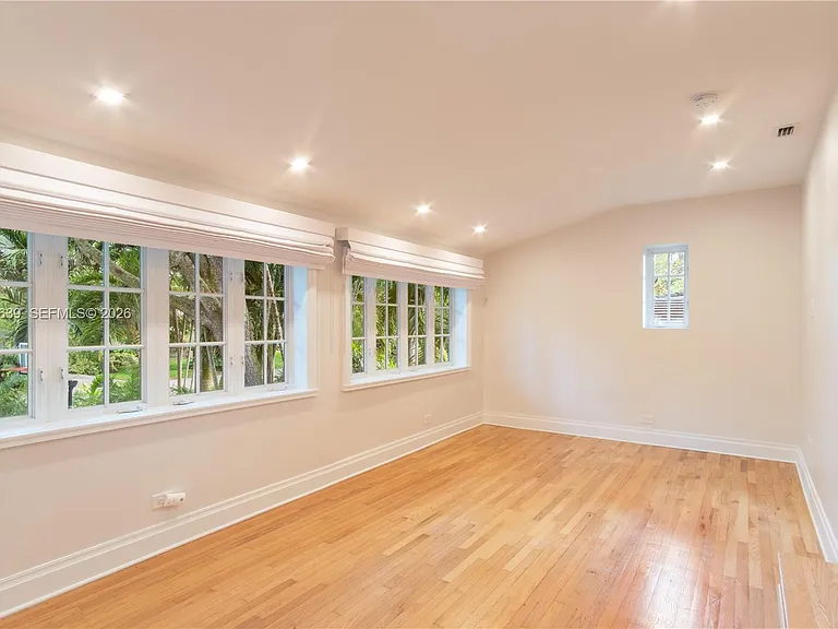 1257 Mariola Ct — Photo 42