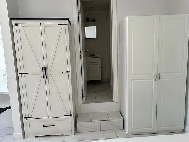 15340 Hart St #3 — Photo 10