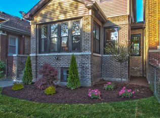 4825 N Ridgeway Ave, Chicago, IL 60625