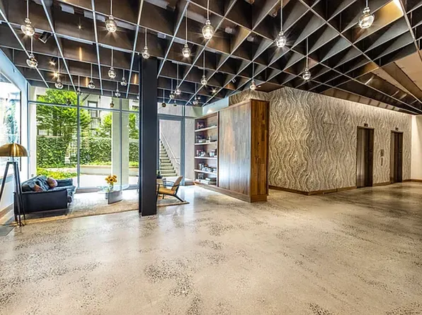 180 6th Avenue image 18 of 28