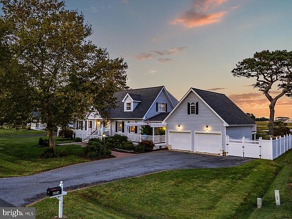 2nd image of 6226 Knoll Hill Dr