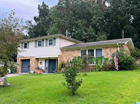 7125 Rowan Rd, Leeds, AL 35094