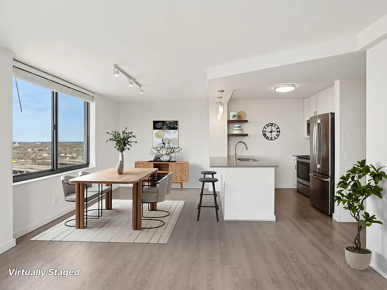 Laurel Village Apartments — Photo 45