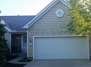 855 Stonewater Dr, Kent, OH 44240